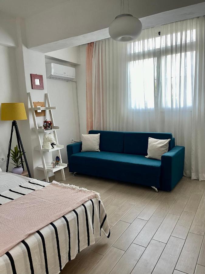 Lola'S Apartment Дуррес Экстерьер фото