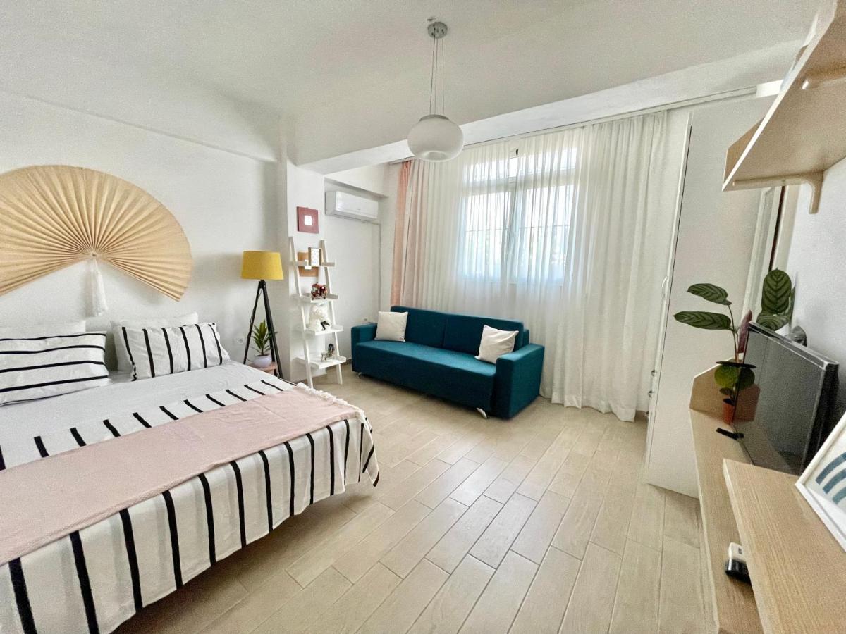 Lola'S Apartment Дуррес Экстерьер фото
